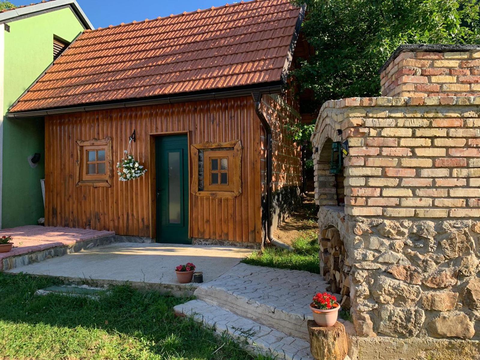 Apartment Ivona - Kuca Za Odmor - Stara Lika Perusic